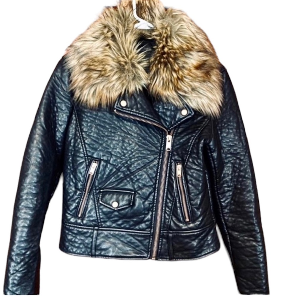 Marc New York size Small with Removable Fur
